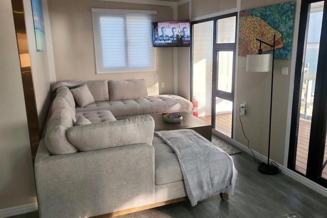 903AA841-1B08-4AD5-A4A0-83A1FB72F369